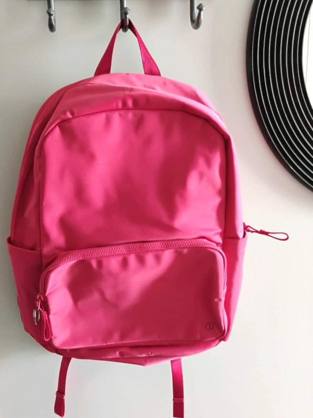 Lululemon Everywhere Backpack 22L in "Raspberry Coulis" - Picture 2 of 10